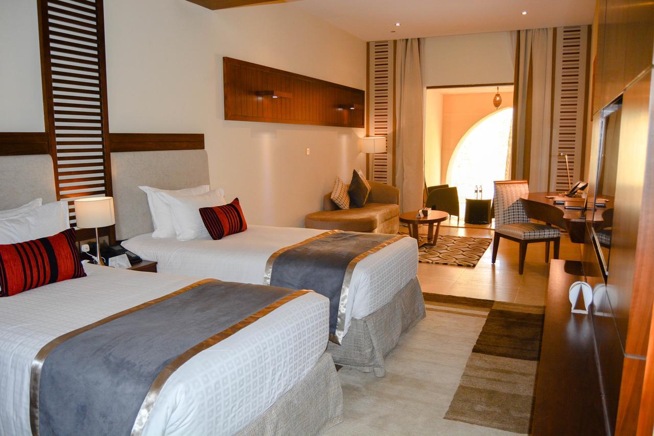 Western Hotel - Madīnat Zāyid מראה חיצוני תמונה